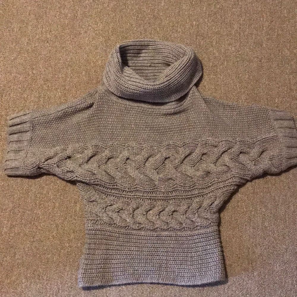 ** SALE** DEX sweater! Excellent condition!